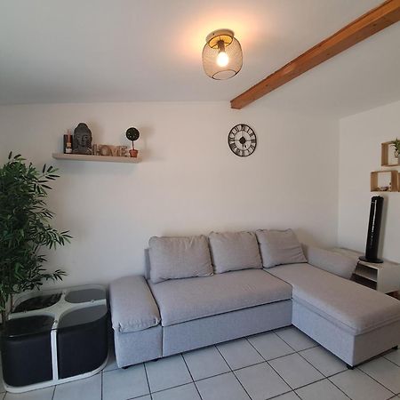 ואלנס Charmant Appartement 2 Chambres 400 M Centre Gare מראה חיצוני תמונה